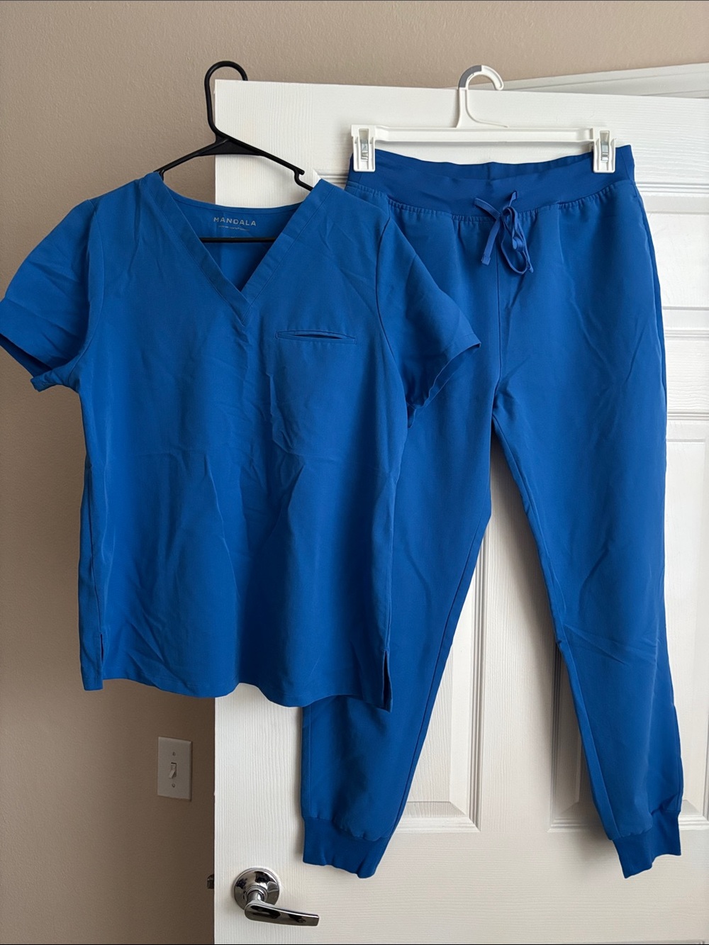 Kangala V-Neck Scrub Top and Jogger Set - Royal Blue